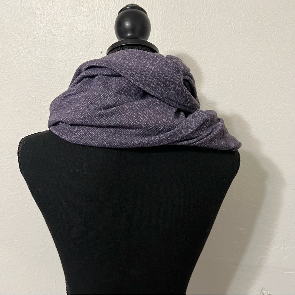 lululemon athletica Purple with Pink Vinyasa Scarf Rulu Wrap Snap-Button - Picture 5 of 9